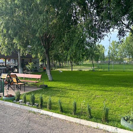 Gigios Sport&Relax Bailesti Exterior foto
